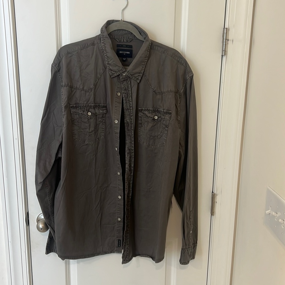 Men’s button down/never worn